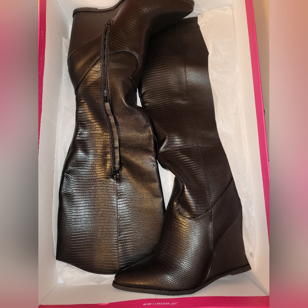Black Knee High Boots